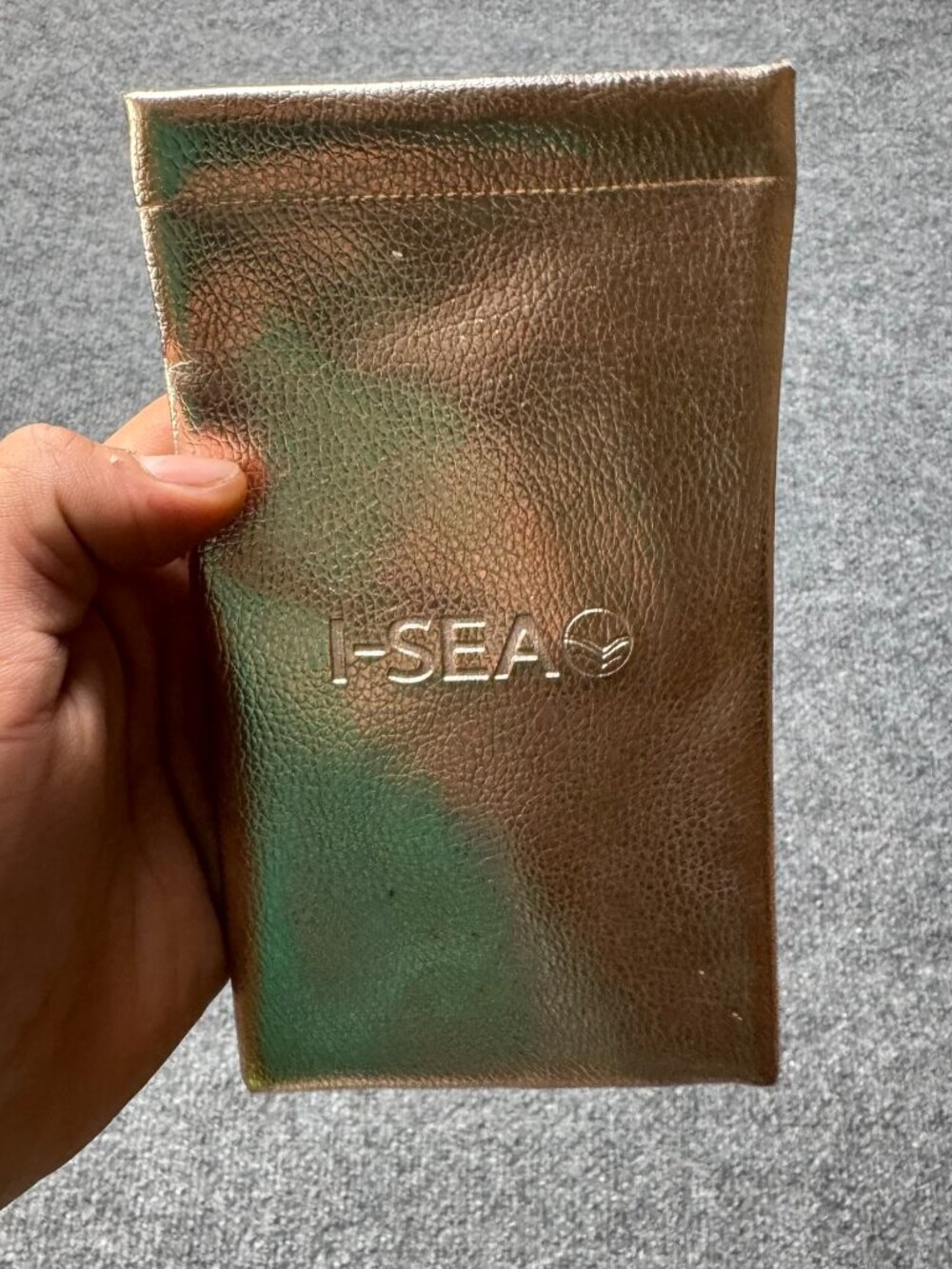 I-SEA Rose Gold Squeeze Top Sunglasses Pouch Soft Case Textured Metallic